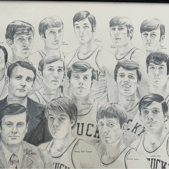 Vintage 1972 1973 Kentucky Wildcats Basketball Print Larry Frost Joe B. Hall - Picture 4 of 9